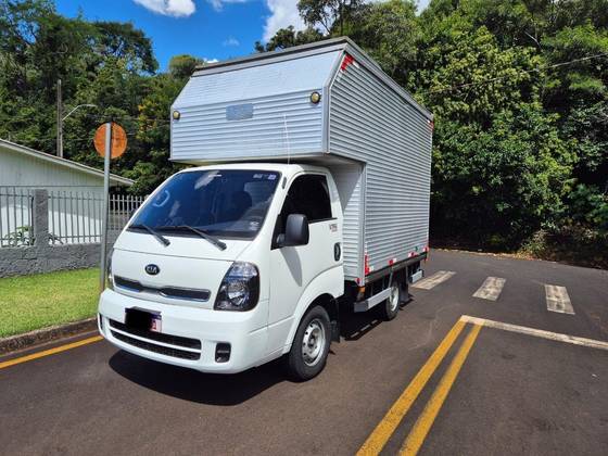 KIA BONGO 2.5 TD DIESEL STD CS MANUAL KIA BONGO 2.5 TD DIESEL STD CS MANUAL